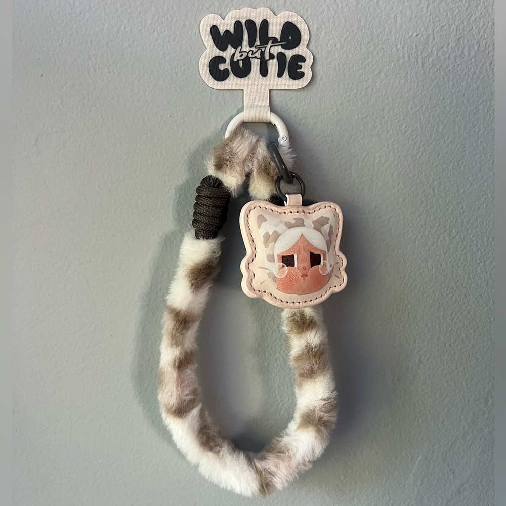 POPMART Wild but Cutie Phone Charm Series - Vanilla Cutie